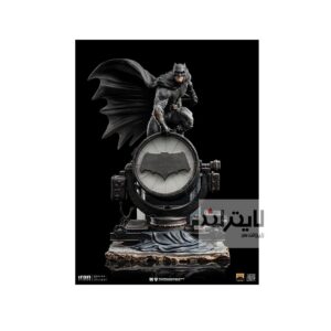 فیگور Batman On Batsignal از سری Zack Snyder’s Justice League ساخت شرکت Iron Studios