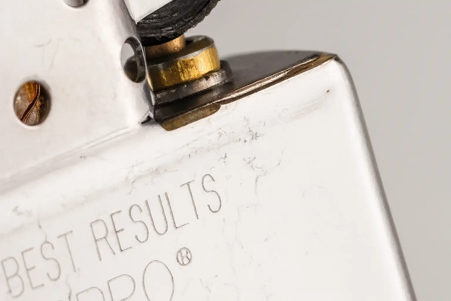 سوراخ های دودکش فندک زیپو اصل | لایتر لند